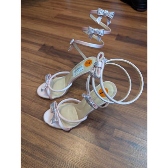 NWT Wild Diva Comfort Pink Rhinestone Bow Heels- Size 7 - Picture 2 of 7